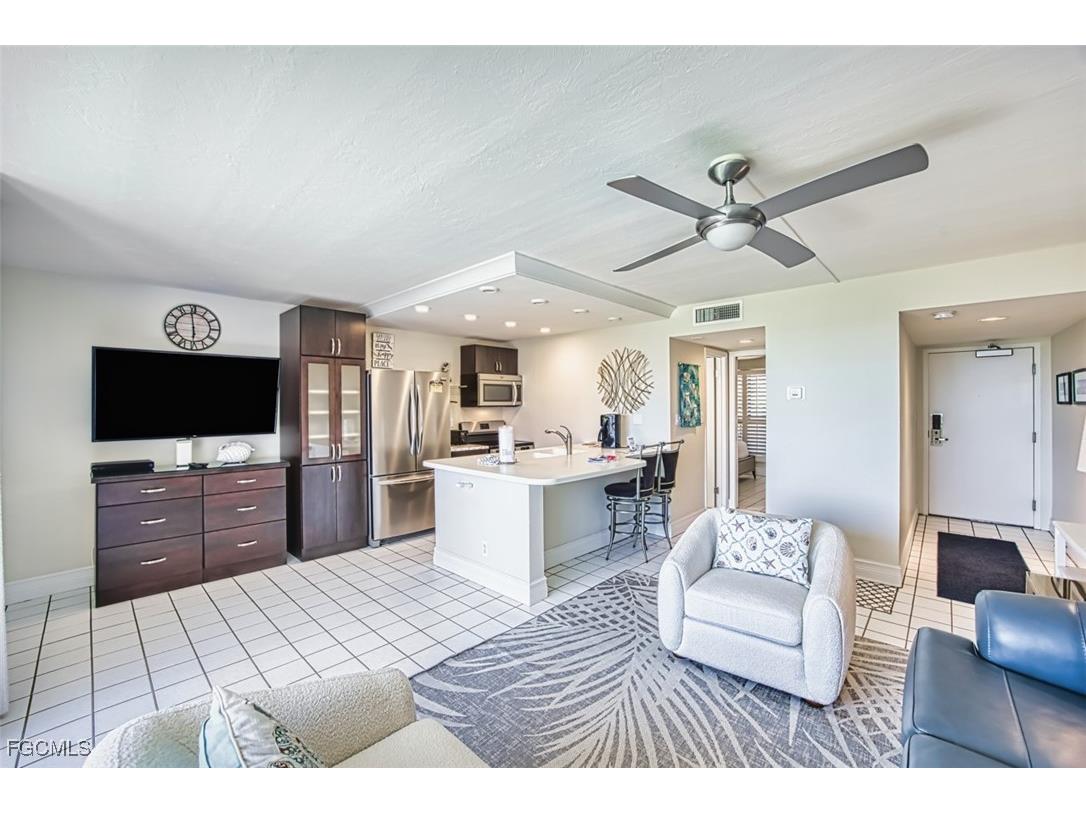 1501 Middle Gulf Drive #307C Sanibel FL 33957 2025006434 image7