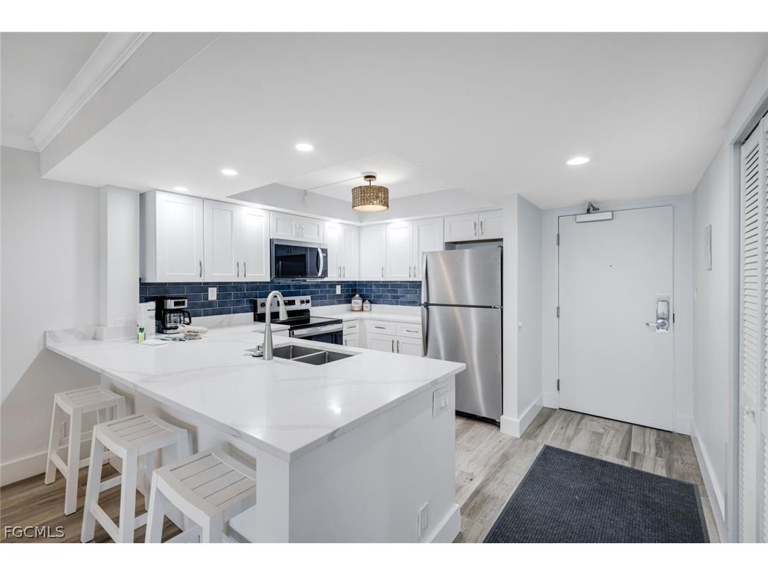 1501 Middle Gulf Drive #403A Sanibel FL 33957 2026009275 image6