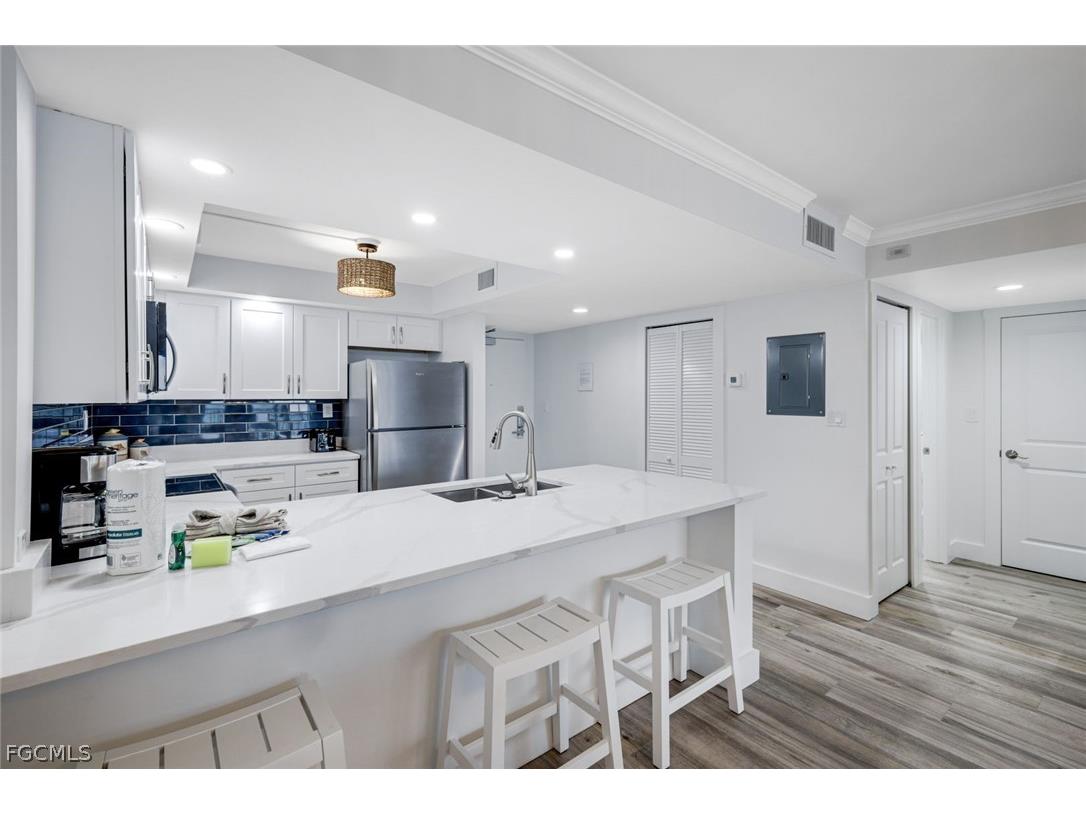1501 Middle Gulf Drive #403A Sanibel FL 33957 2026009275 image9