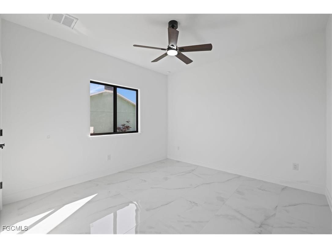 1501 NE 15th Terrace Cape Coral FL 33909 2026005547 image25