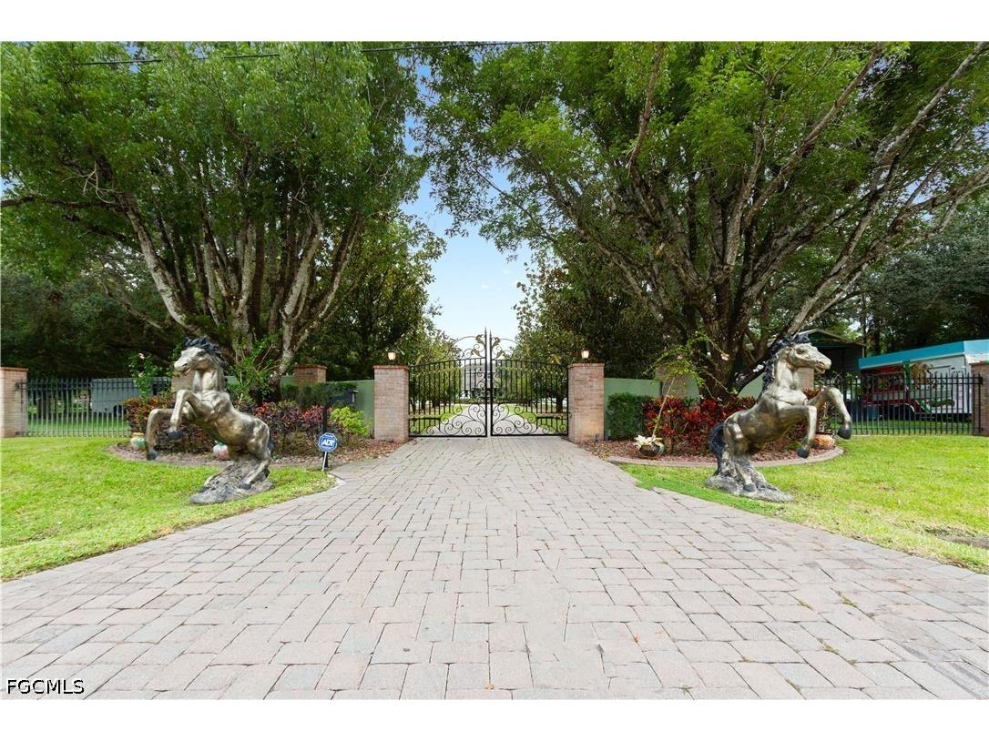 15010 Orange River Road Fort Myers FL 33905 2026029607 image2