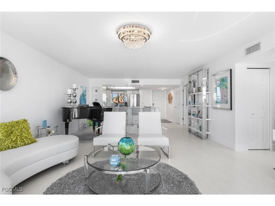 15010 Punta Rassa Road #106 Fort Myers FL 33908 2025020717 image4