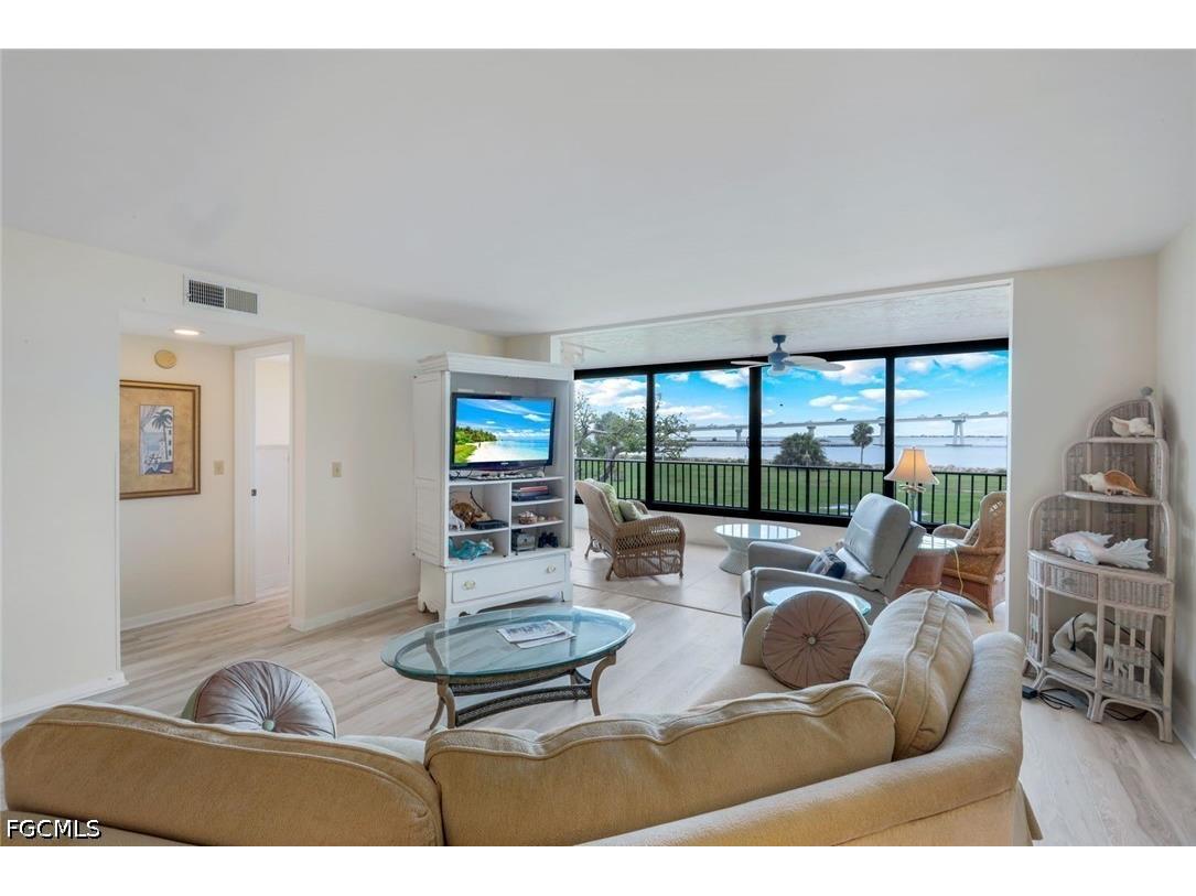 15010 Punta Rassa Road #108 Fort Myers FL 33908 2026027870 image1