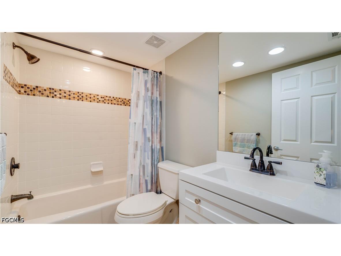 15010 Punta Rassa Road #301 Fort Myers FL 33908 2026003406 image23