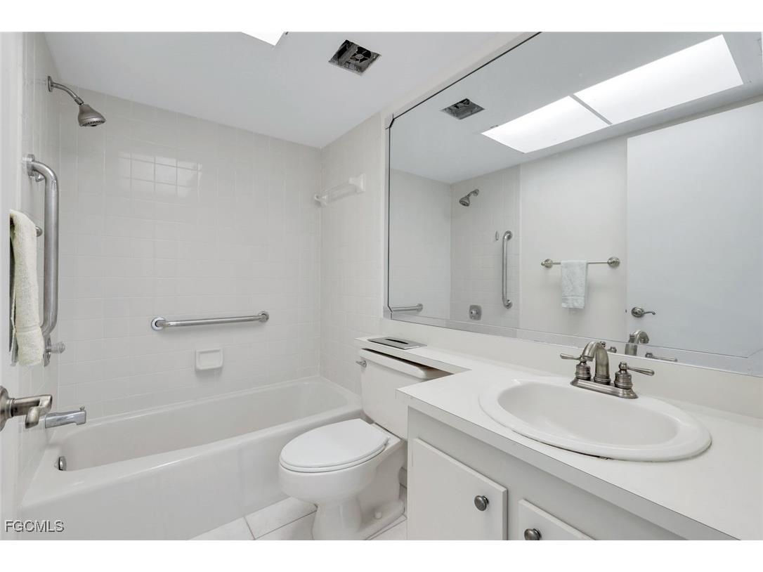 15010 Punta Rassa Road #305 Fort Myers FL 33908 2026005706 image18