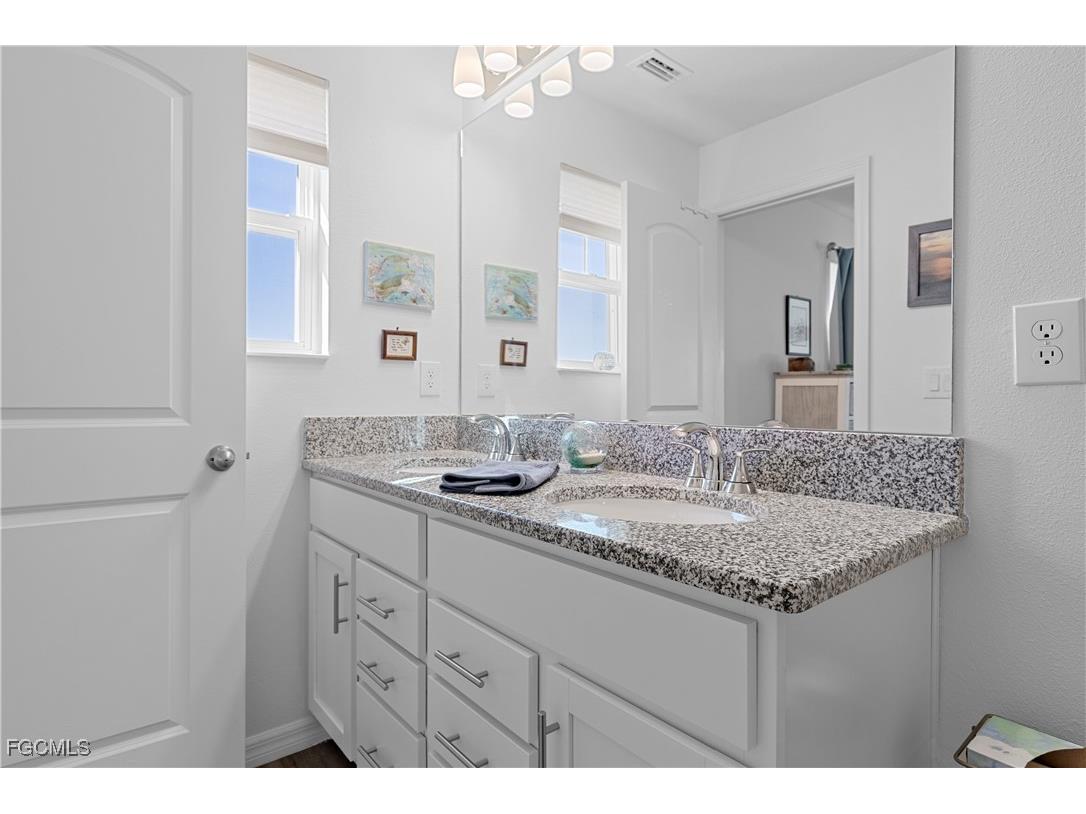 15011 Caspian Tern Court #101 North Fort Myers FL 33917 2025015518 image20