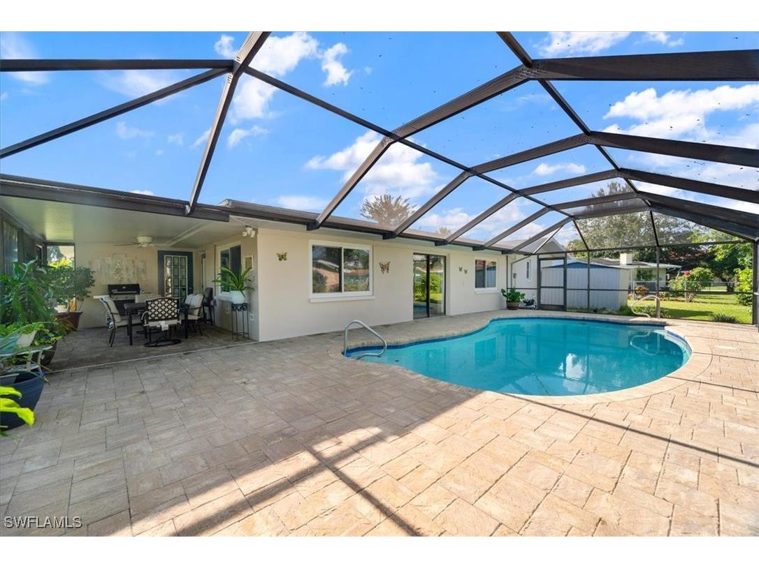 1502 Canal Street Lehigh Acres FL 33936 225075393 image2