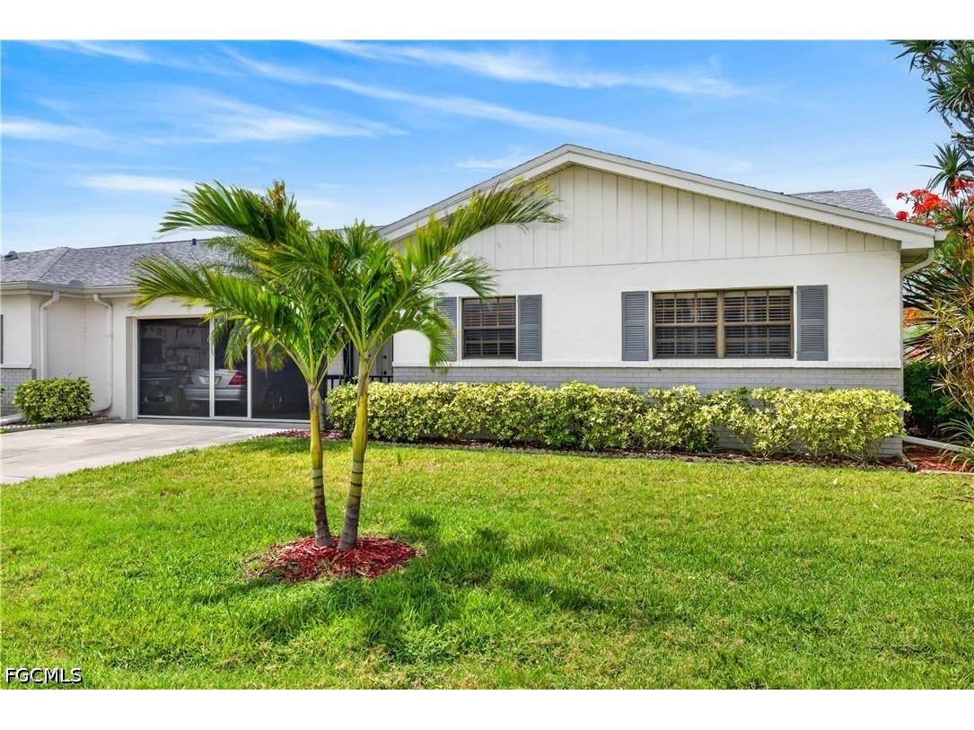1502 Myerlee Country Club Boulevard Fort Myers FL 33919 2026023865 image1