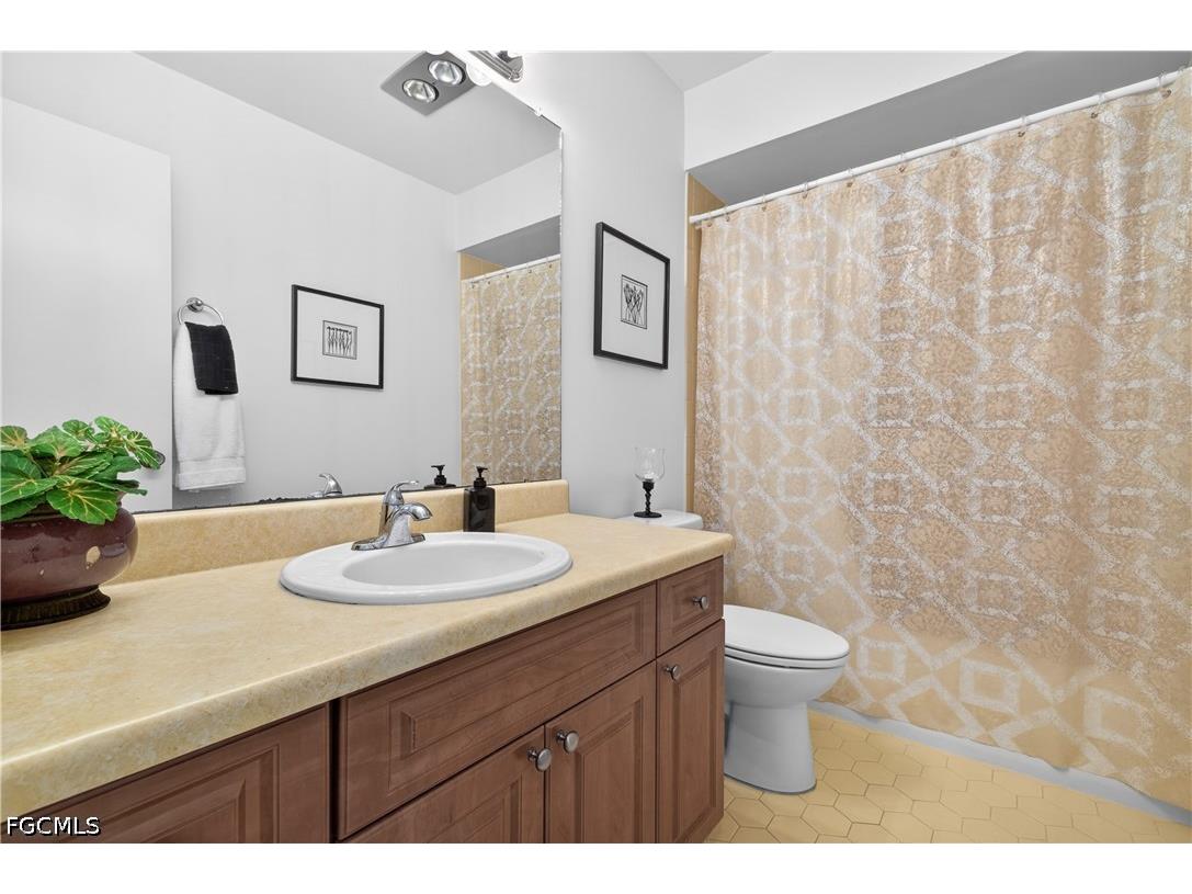 1502 Myerlee Country Club Boulevard Fort Myers FL 33919 2026023865 image8