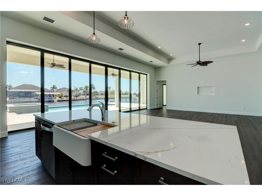 1502 NW 40th Place Cape Coral FL 33993 225059823 image4