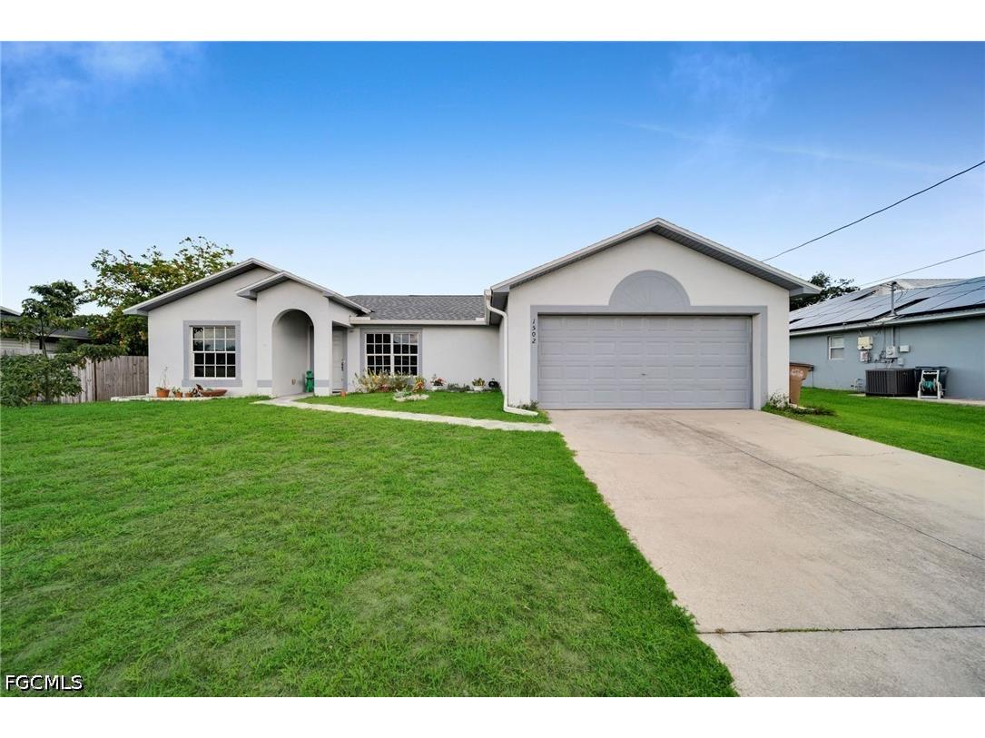 1502 SE 2nd Place Cape Coral FL 33990 2026023516 image1