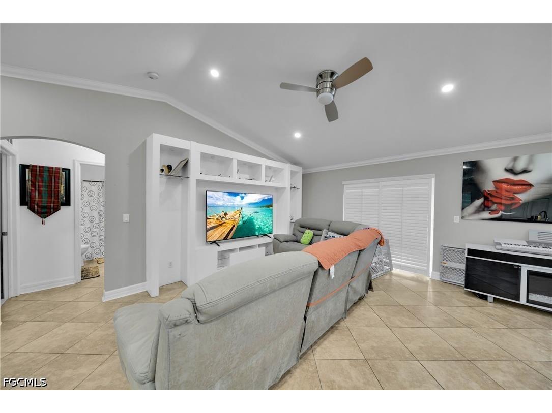 1502 SE 2nd Place Cape Coral FL 33990 2026023516 image7