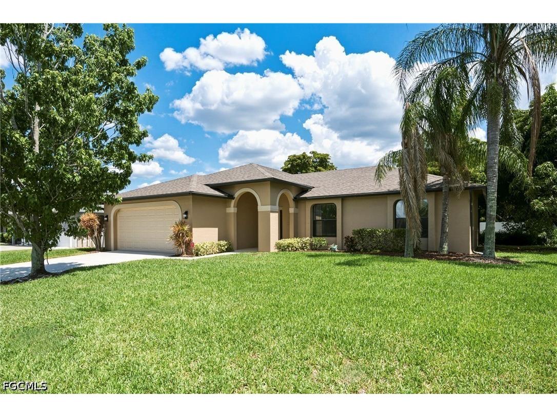 1502 SE 33rd Street Cape Coral FL 33904 2026026037 image1