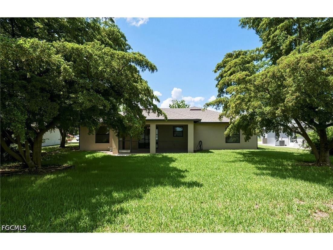 1502 SE 33rd Street Cape Coral FL 33904 2026026037 image3