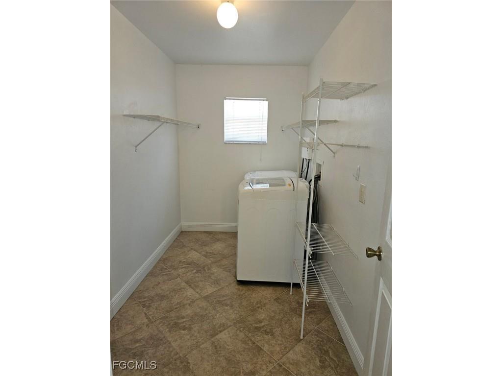 1502 SW 20th Avenue Cape Coral FL 33991 2025015291 image25