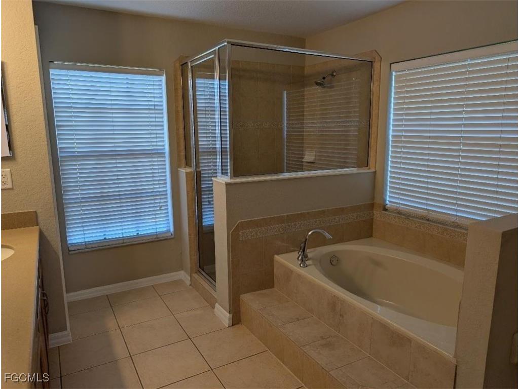 1502 SW 43rd Lane Cape Coral FL 33914 2025021084 image9