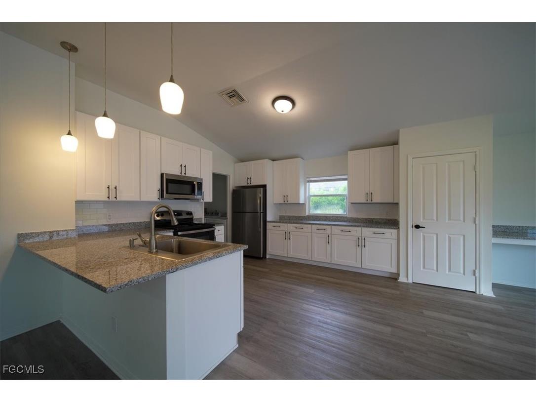 1502 Scholar Court Lehigh Acres FL 33971 2025011229 image4