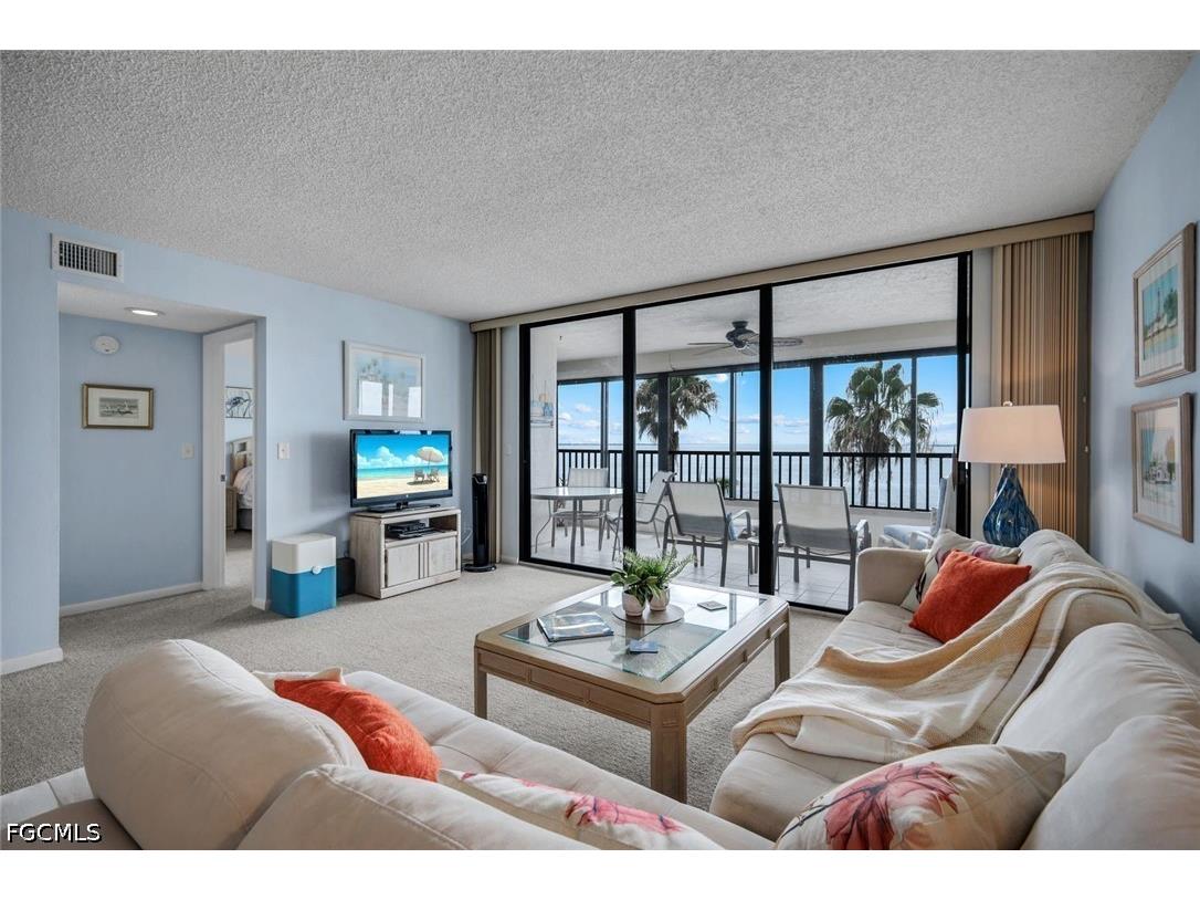 15021 Punta Rassa Road #402 Fort Myers FL 33908 2026025435 image2