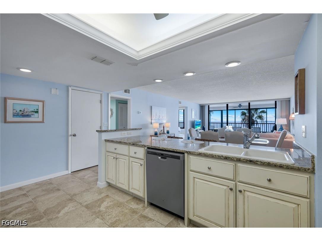 15021 Punta Rassa Road #402 Fort Myers FL 33908 2026025435 image9