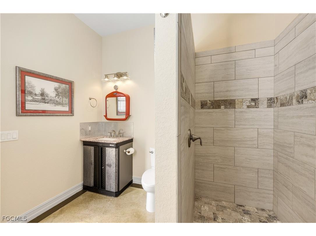 1503 NW 41st Place Cape Coral FL 33993 2026005252 image23