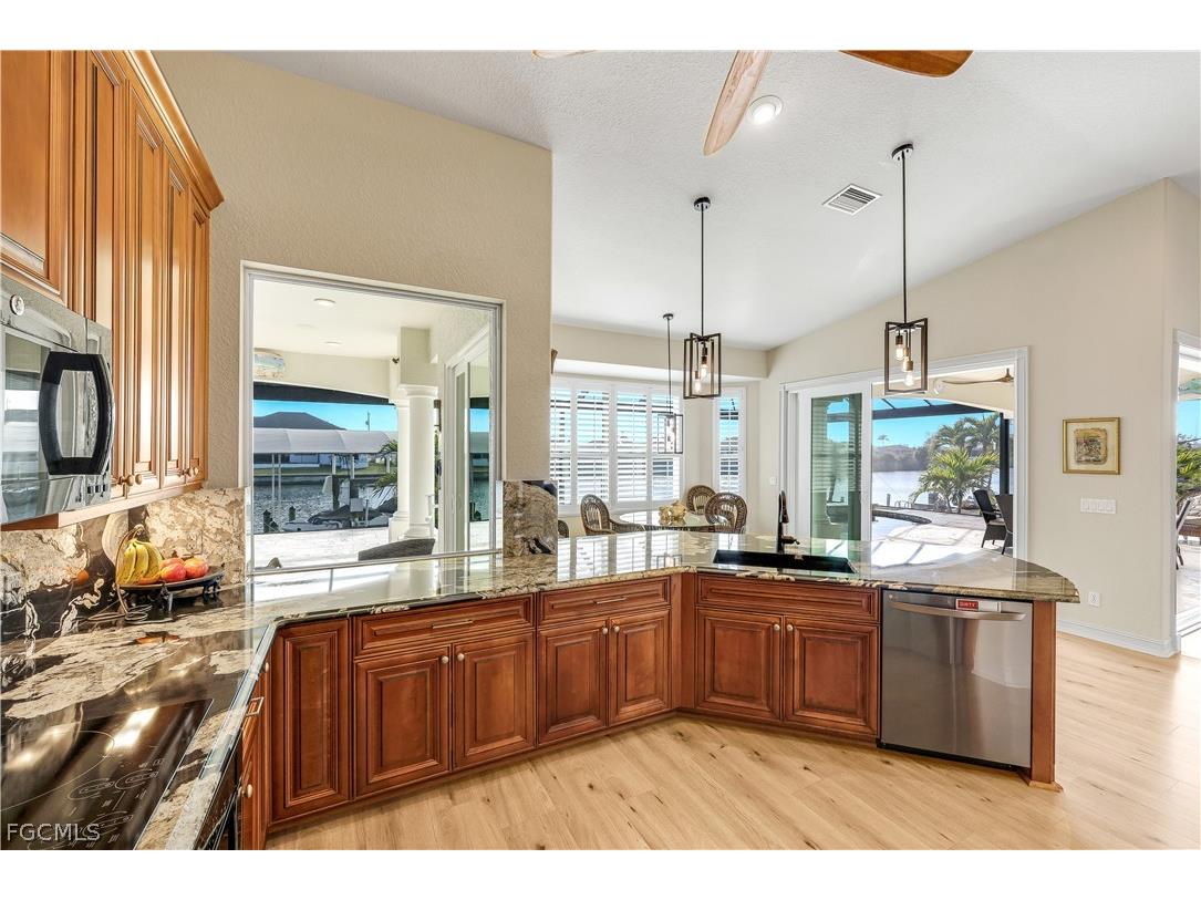 1503 NW 41st Place Cape Coral FL 33993 2026005252 image48