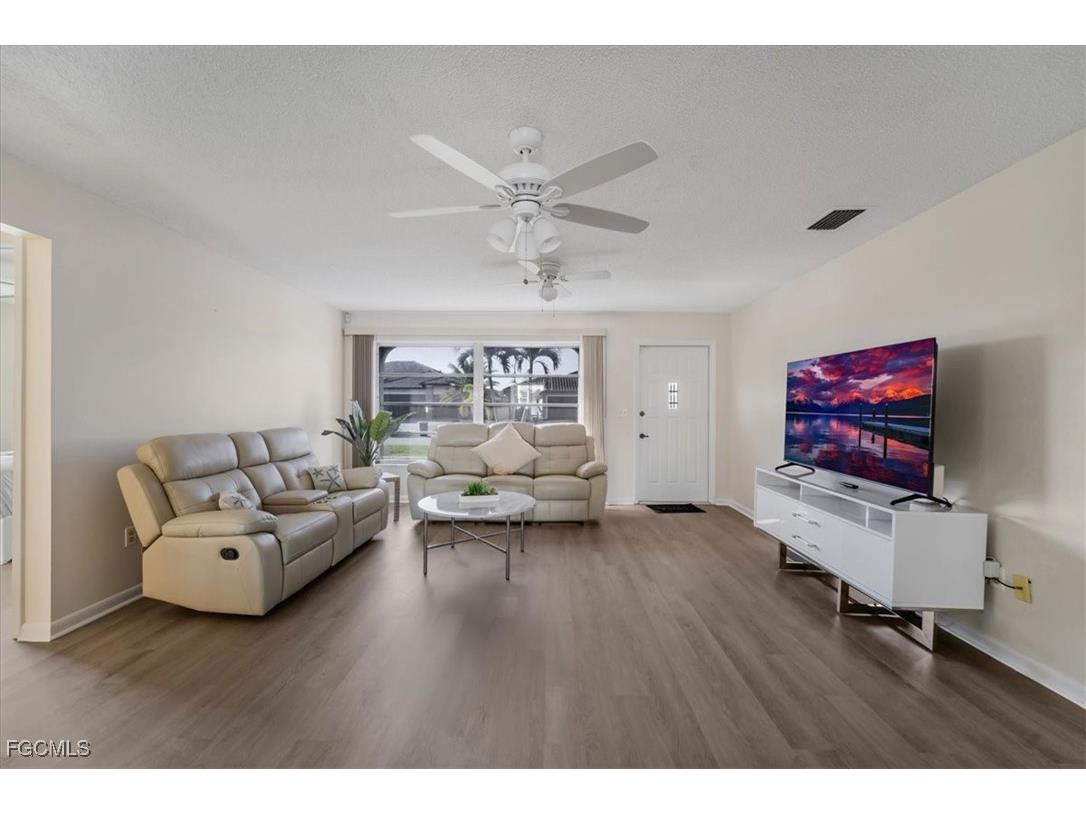 1503 SW 38th Street Cape Coral FL 33914 2025014615 image7