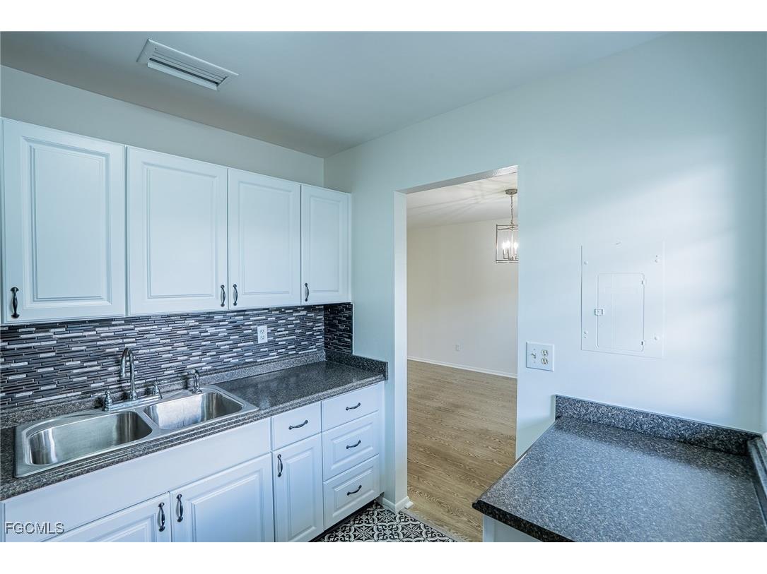 1503 Tropic Terrace North Fort Myers FL 33903 2025004040 image14