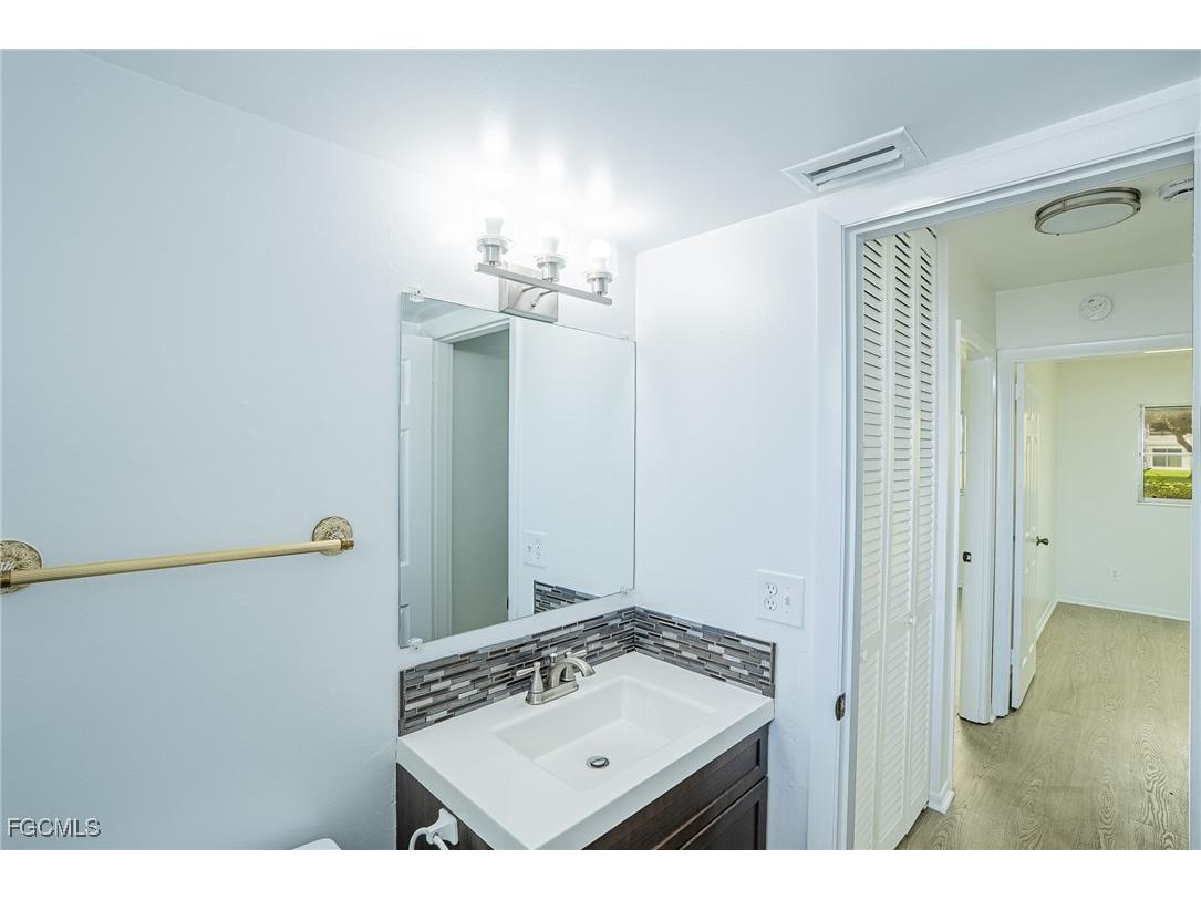 1503 Tropic Terrace North Fort Myers FL 33903 2025004040 image24