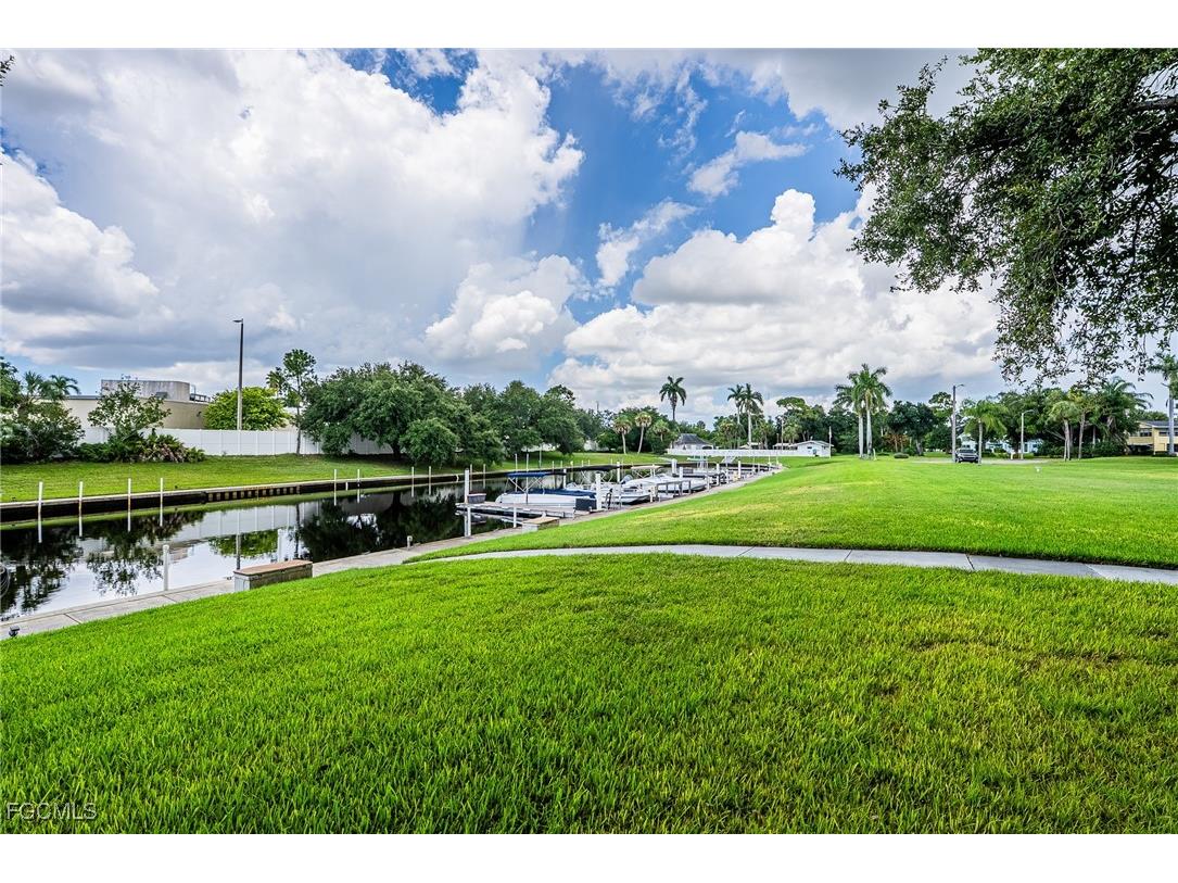 1503 Tropic Terrace North Fort Myers FL 33903 2025004040 image38