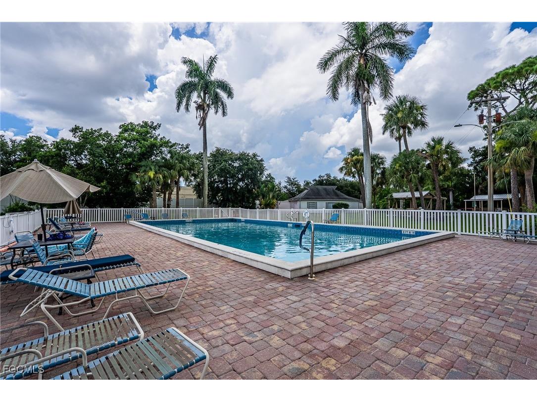 1503 Tropic Terrace North Fort Myers FL 33903 2025004040 image44