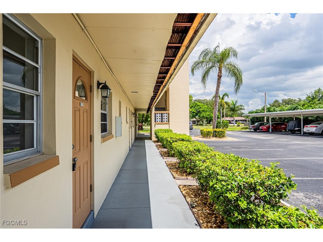 1503 Tropic Terrace North Fort Myers FL 33903 2025004040 image8