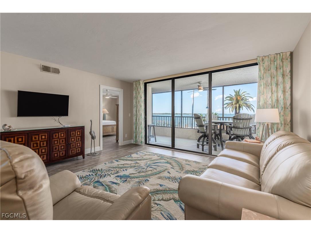 15031 Punta Rassa Road #105 Fort Myers FL 33908 2026011989 image3