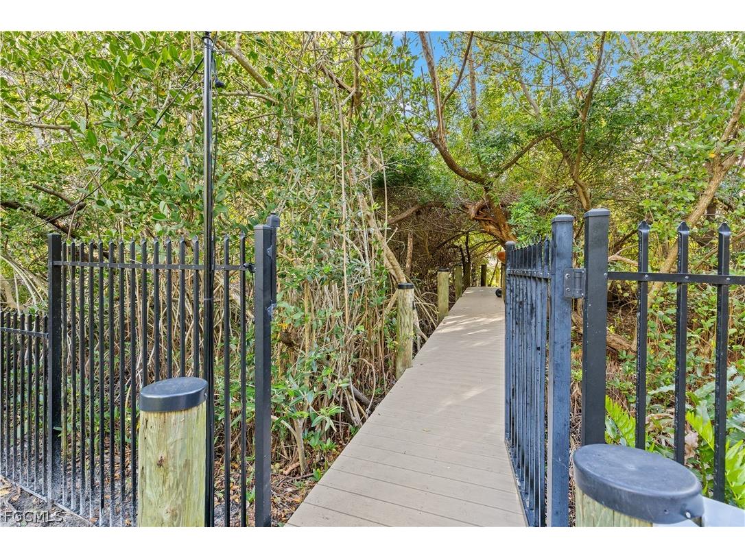1504 Bowlees Cove Bradenton FL 34207 2026011828 image40