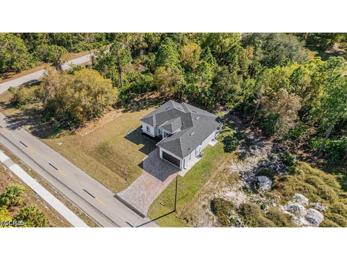 1504 E 6th Street Lehigh Acres FL 33972 2026016439 image3