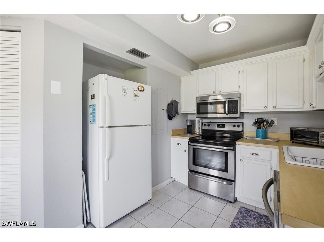 1504 Mainsail Drive #6 Naples FL 34114 226018803 image7