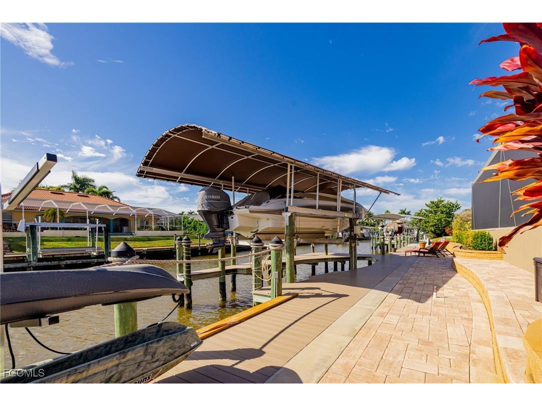 1504 Mohawk Parkway Cape Coral FL 33914 2025019091 image45