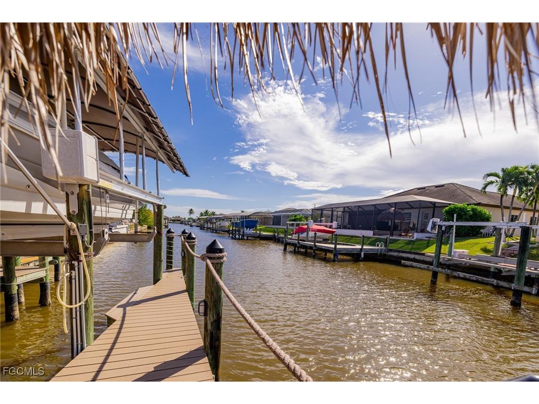 1504 Mohawk Parkway Cape Coral FL 33914 2025019091 image48