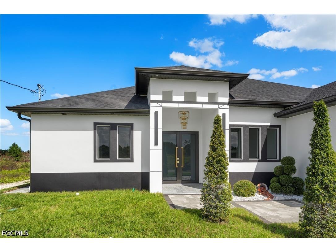 1504 Moore Avenue Lehigh Acres FL 33972 2026016130 image2