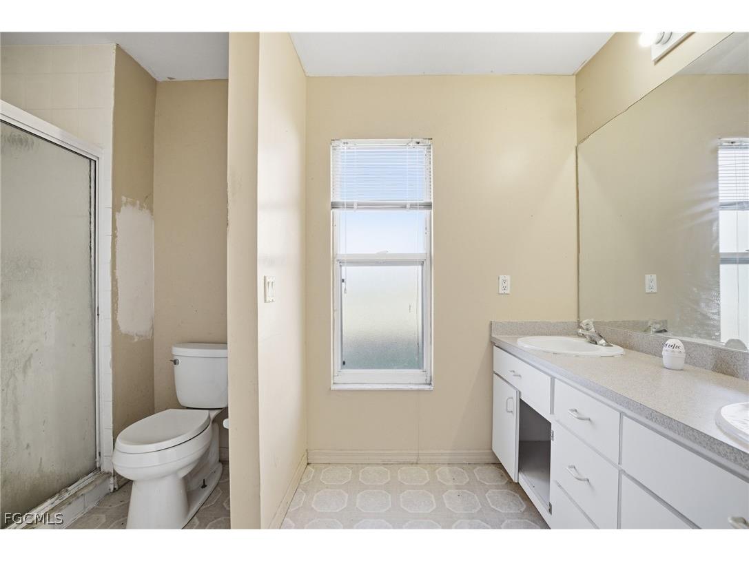 1504 NE 2nd Terrace Cape Coral FL 33909 2026012315 image15