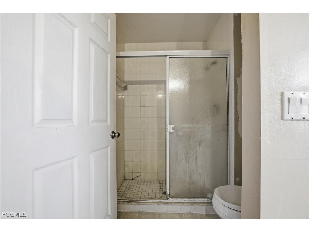 1504 NE 2nd Terrace Cape Coral FL 33909 2026012315 image17