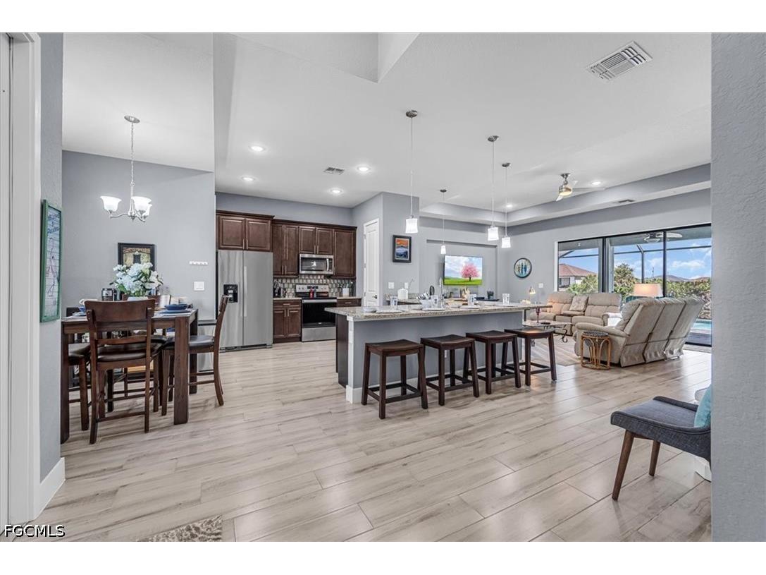 1504 NW 17th Terrace Cape Coral FL 33993 2026026120 image8