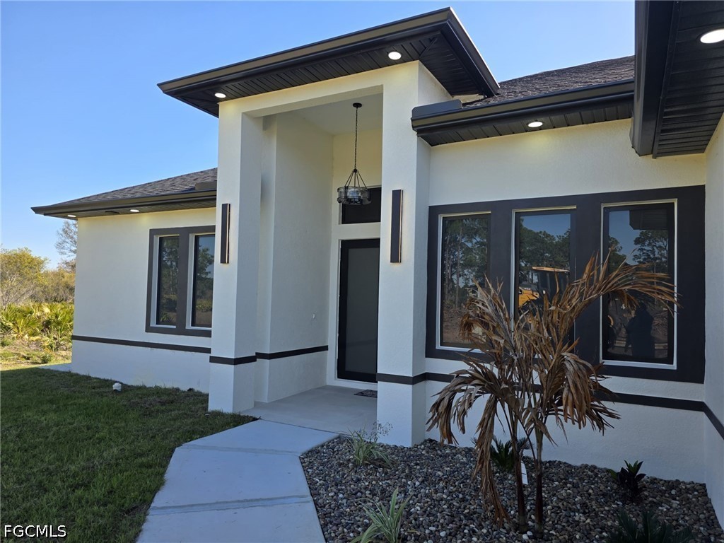 1504 Poinsettia Avenue Lehigh Acres FL 33972 2026014004 image2