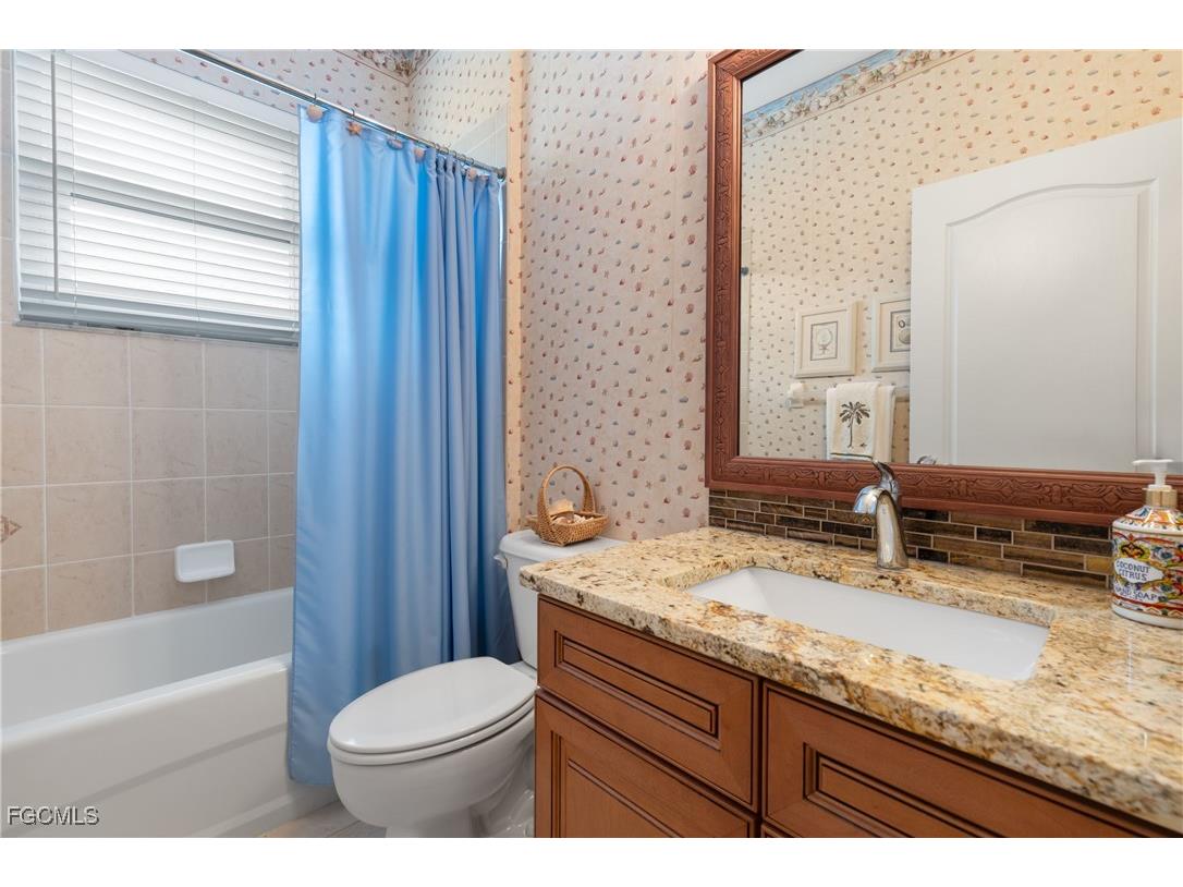 15040 Balmoral Loop Fort Myers FL 33919 2025016642 image26