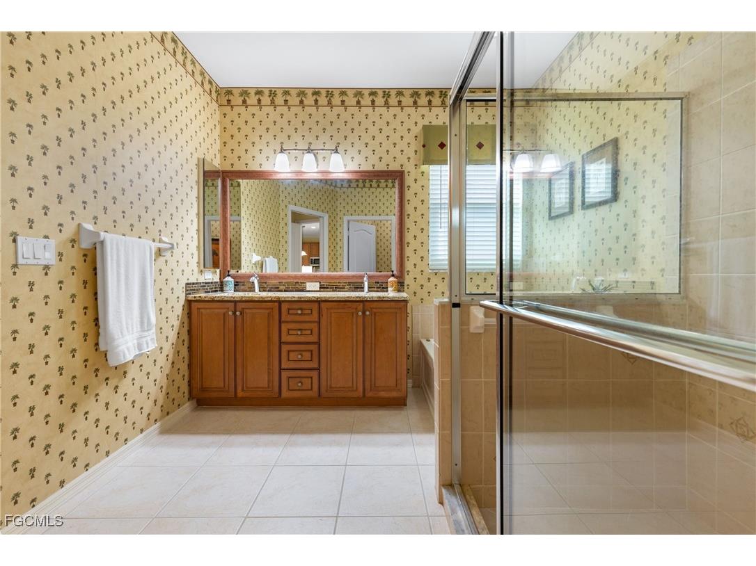 15040 Balmoral Loop Fort Myers FL 33919 2025016642 image32