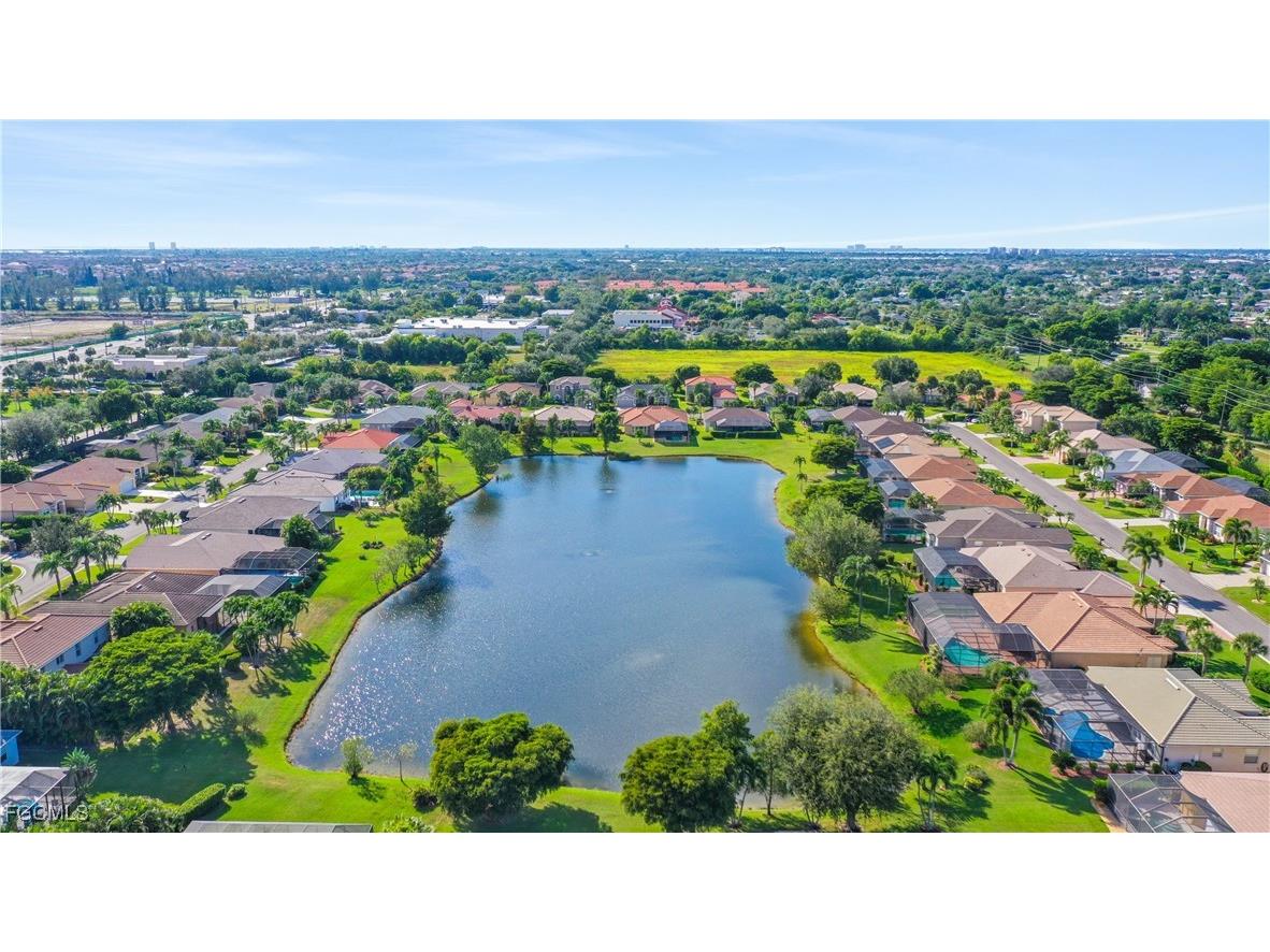 15040 Balmoral Loop Fort Myers FL 33919 2025016642 image39