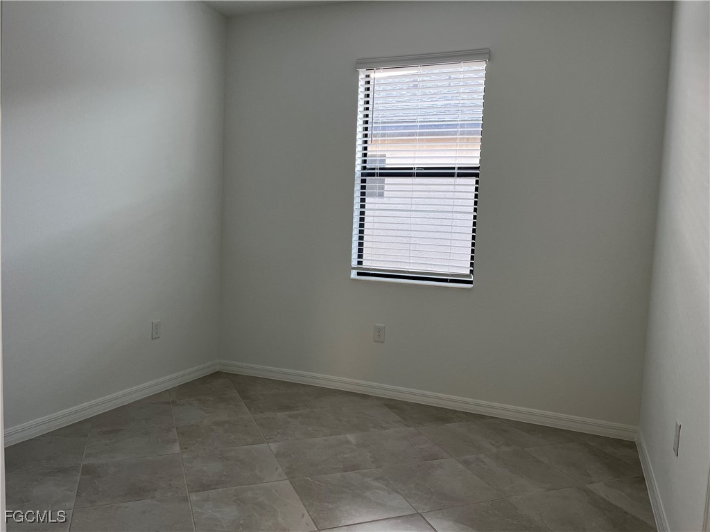 15040 Palamos Circle NW Fort Myers FL 33905 2025026037 image21