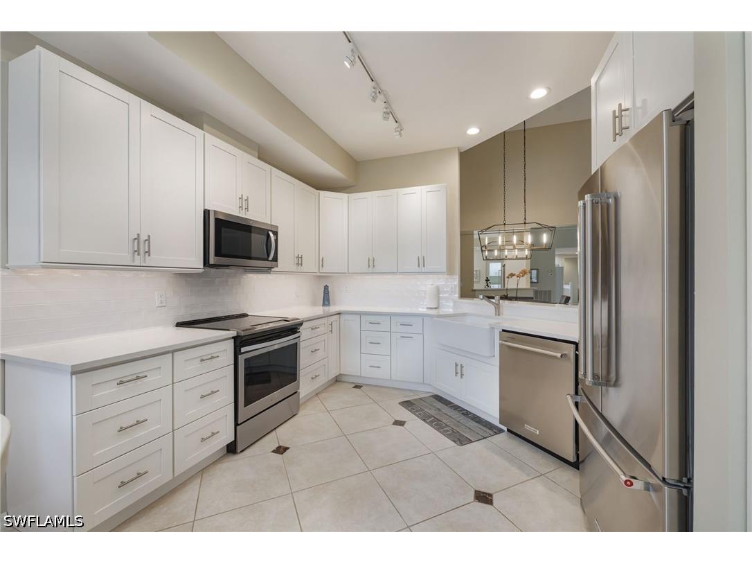 1505 Clermont Drive #B202 Naples FL 34109 226014409 image9