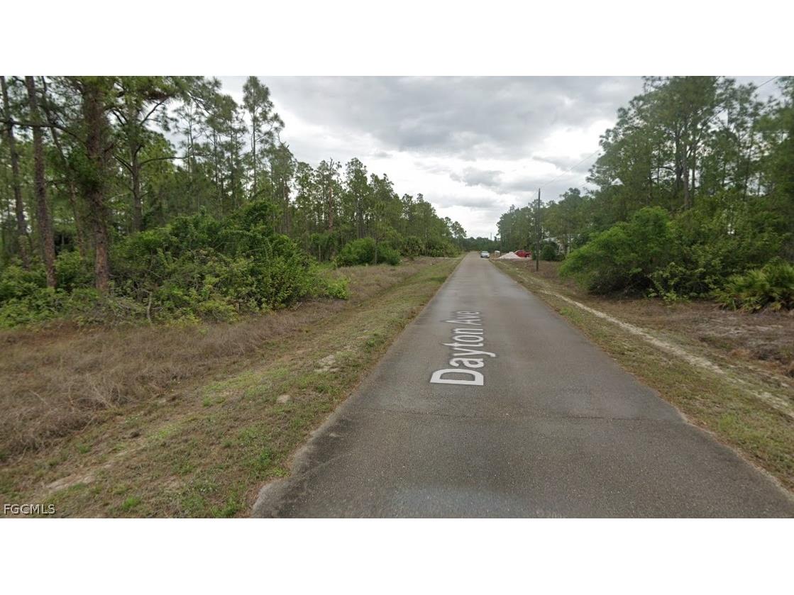 1505 Dayton Avenue Lehigh Acres FL 33972 2026013534 image2