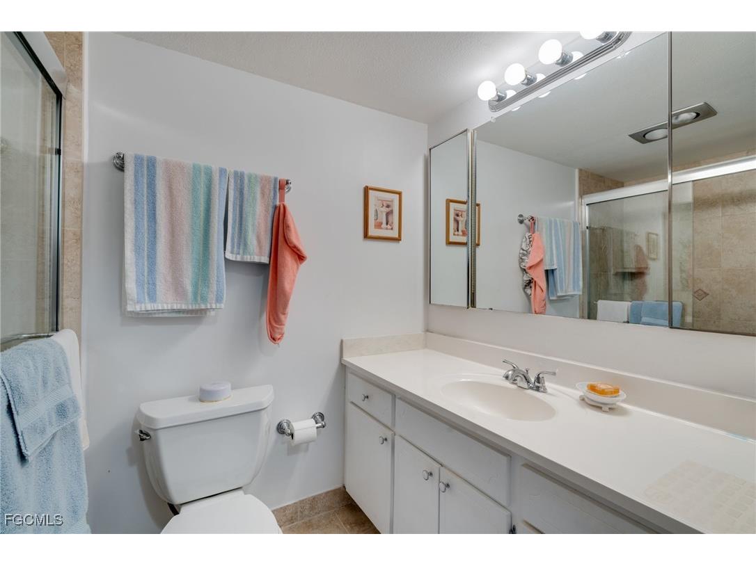1505 Myerlee Country Club Boulevard #2V Fort Myers FL 33919 2026003642 image16