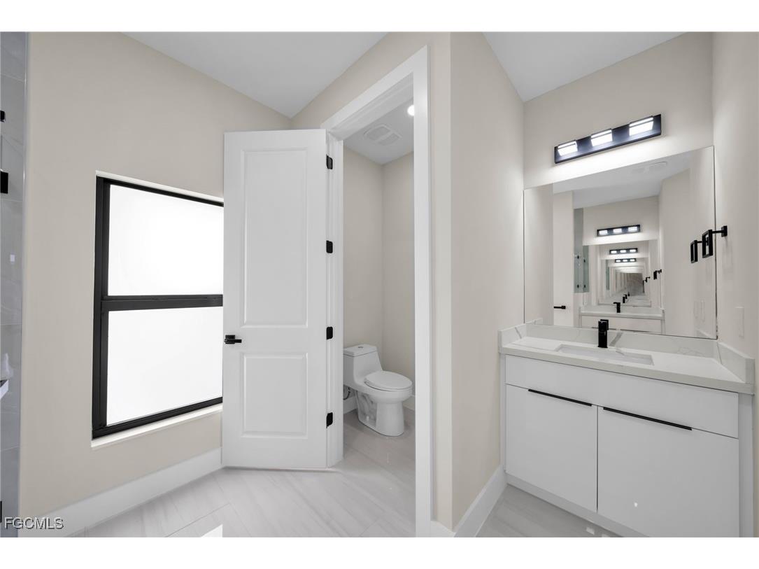 1505 NW 3rd Place Cape Coral FL 33993 2025014813 image28